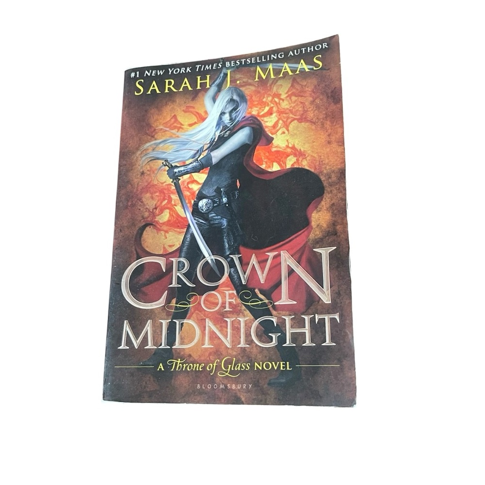 Crown of midnight Sarah j Maas out of print cover fantasy romantasy novel book 2